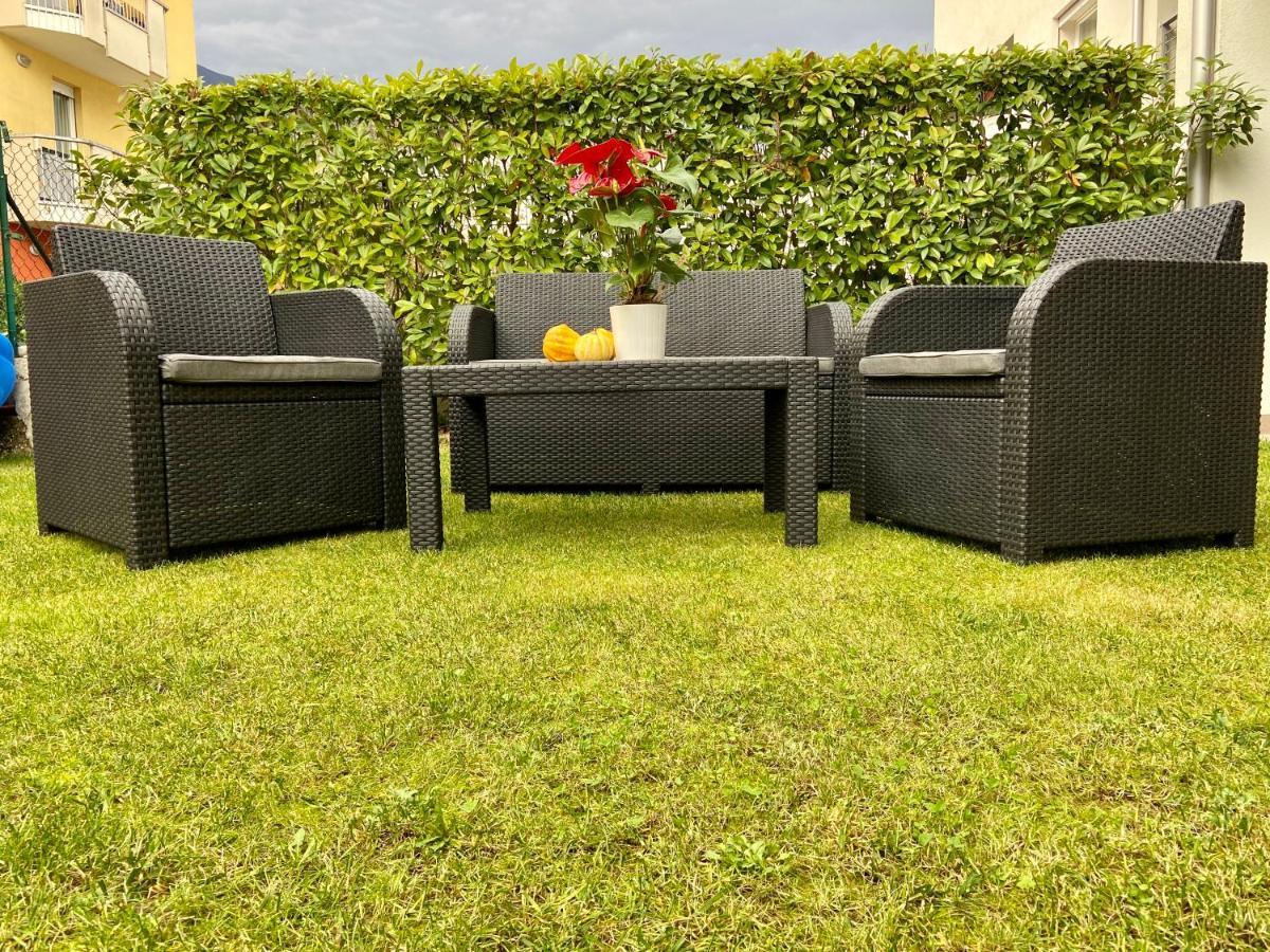 Appartamento Miranda Con Giardino Privato E Pool 外观 照片