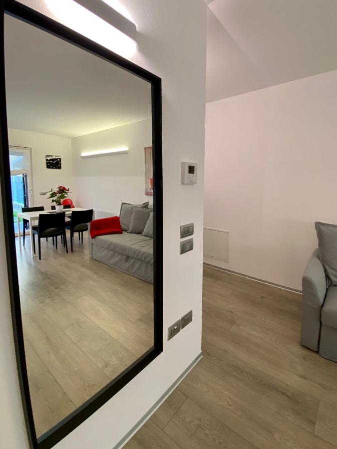 Appartamento Miranda Con Giardino Privato E Pool 外观 照片